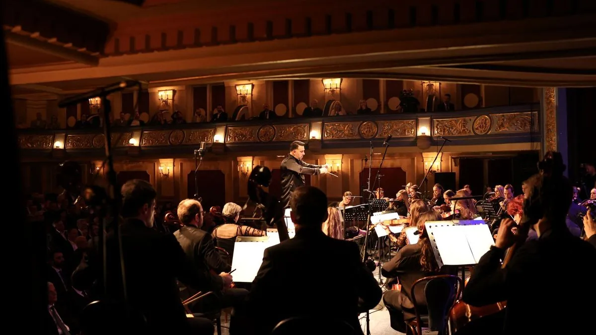 Nosilac djela je ideja slobode koja odjekuje i odiše čežnjom – istom onom koju su živjeli Izetbegović i njegovi savremenici