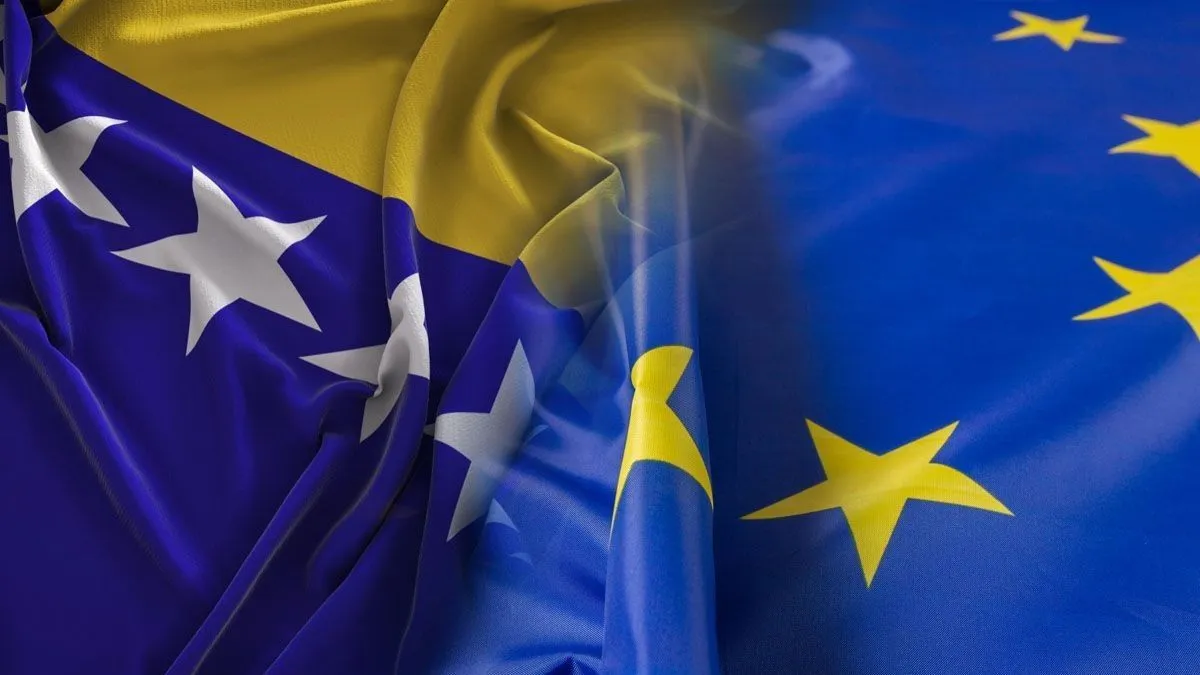 Plenković je naglasio i da je za BiH važno da, uoči izbora za otprilike godinu dana, riješi pitanje “pravednog izbornog zakona” kako bi svi bili “zadovoljni i zastupljeni”.