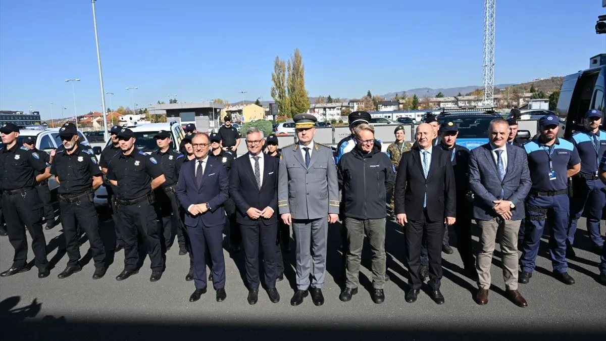 Predstavnici Evropske unije i Frontexa boravili su danas na Međunarodnom aerodromu Sarajevo, gdje su posjetili službenike Frontexa i Granične policije BiH