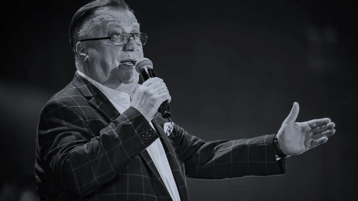 Kod Vječne vatre gdje je planirano održavanje skupa postavljena je bina, a ugašen je i plamenik Vječne vatre iz sigurnosnih razloga