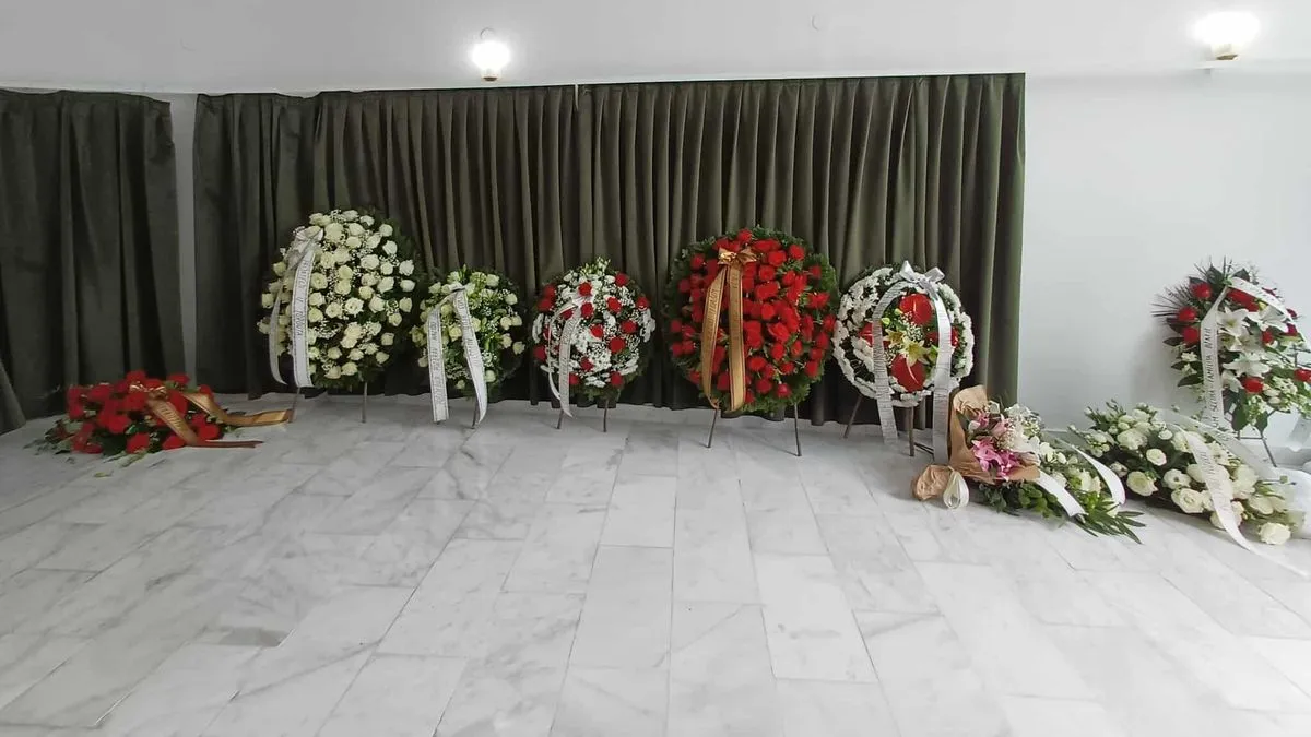 Veliki broj ljudi je prisustvovao dženazi i ukopu na Barama