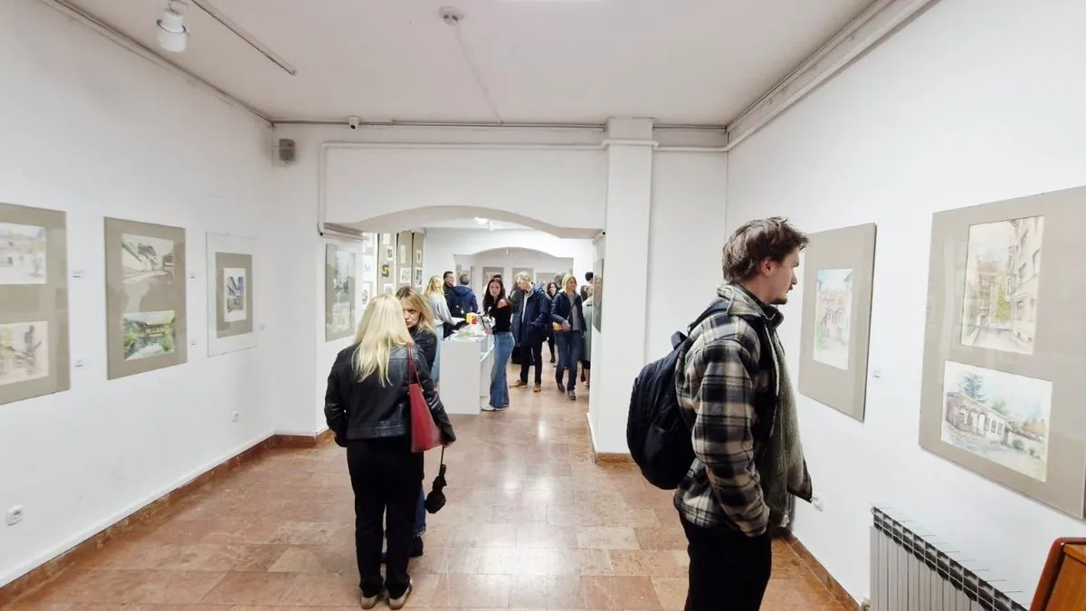 Humanitarna zložba „Bridges & Branches“ studenata Arhitektonskog fakulteta u Sarajevu otvorena je večeras u galeriji Mak Muzeja književnosti i pozorišne umjetnosti BiH.