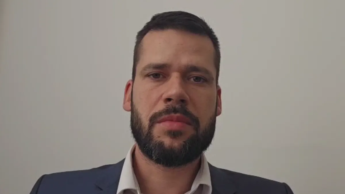 Najvažnija i najprisutnija vijest danas je postignuti dogovor Izraela i snaga Hamasa o prekidu vatre i realizaciji prve faze onoga što se svi nadaju da će postati trajno primirje.