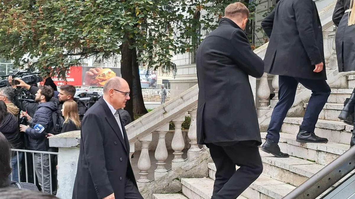 Tu će se posljednji put čuti njegove pjesme, poruke prijatelja, i sjećanja na čovjeka koji je svojim glasom spajao generacije.