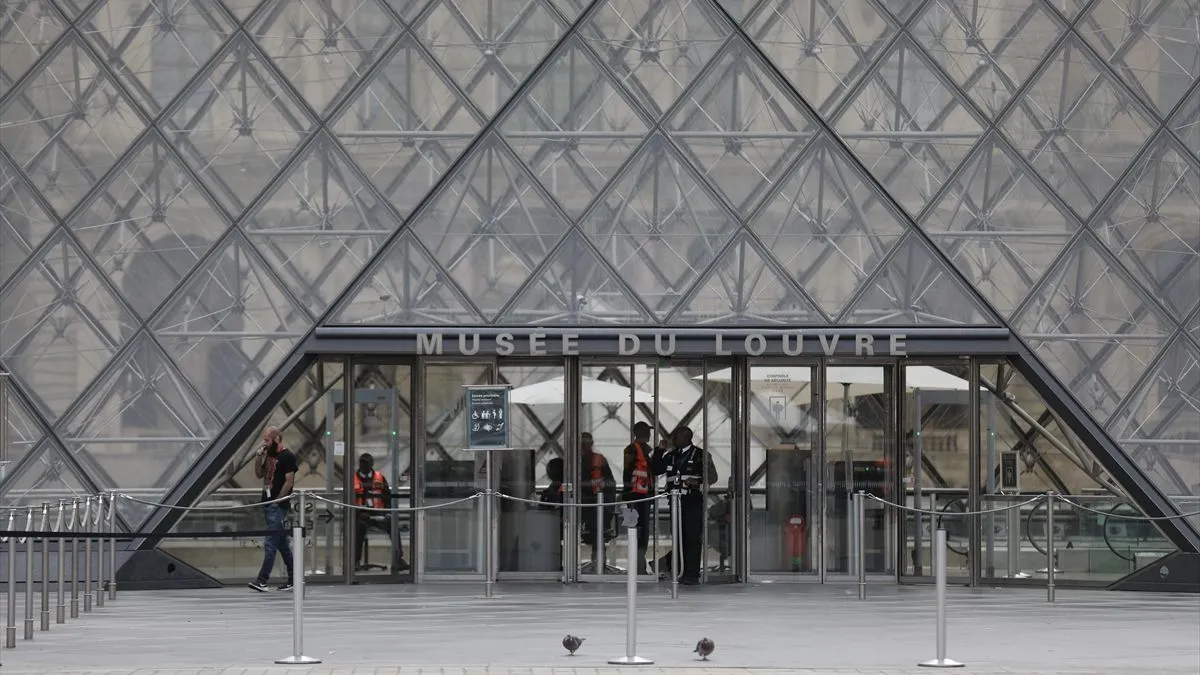 Zaposlenici o filmskoj pljački Louvrea: Odjednom smo čuli ogromnu buku