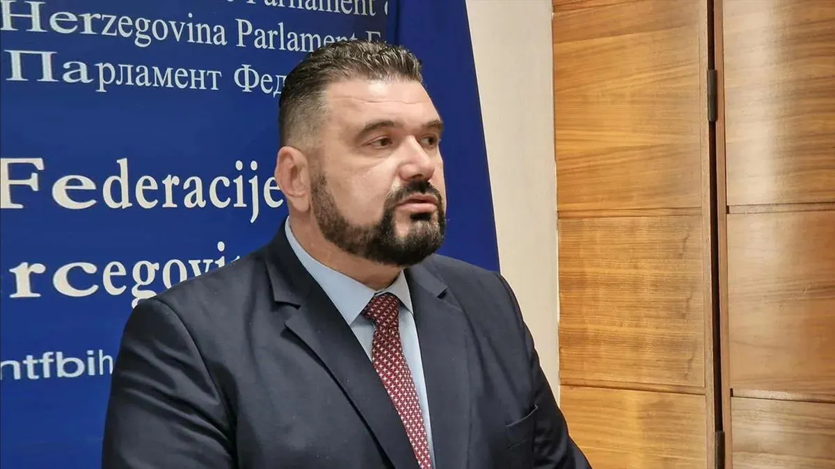 Zastupnici opozicije kažu kako njihove kolege sa pozicije moći ih pokušavaju onemogućiti da kroz Federalni parlament pitaju o aferi koja potresa Vladu FBiH.