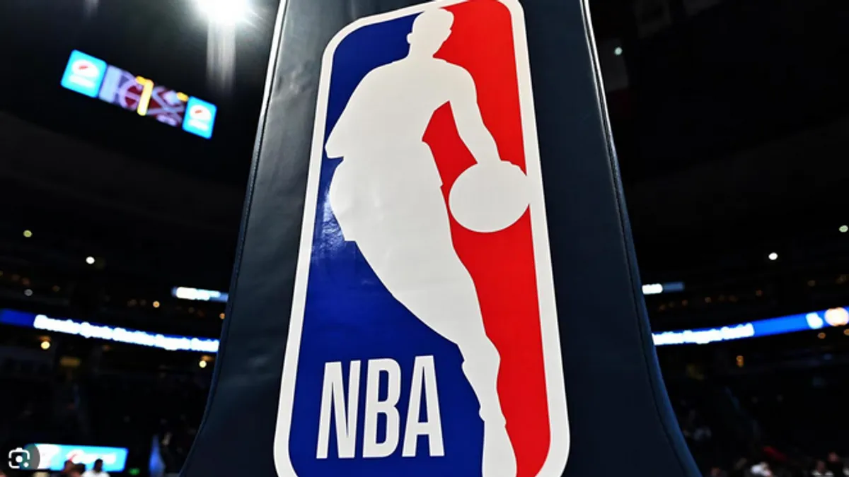 Bivši NBA igrač Jontay Porter iz Toronto Raptorsa doživotno je suspendiran 2024. zbog omogućavanja namještanja opklada u sportskom klađenju.