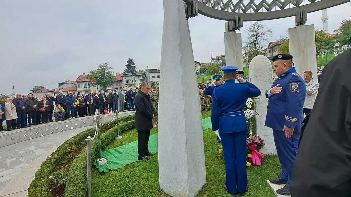 22 godine bez Alije Izetbegovića: Sjećanje na prvog predsjednika BiH