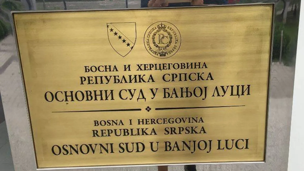 Sud nije želio tumačiti zakonske odredbe koje govore o tome da Dodik ne može biti predsjednik stranke jer je predmet dodijeljen postupajućem sudiji u vanparničnom postupku