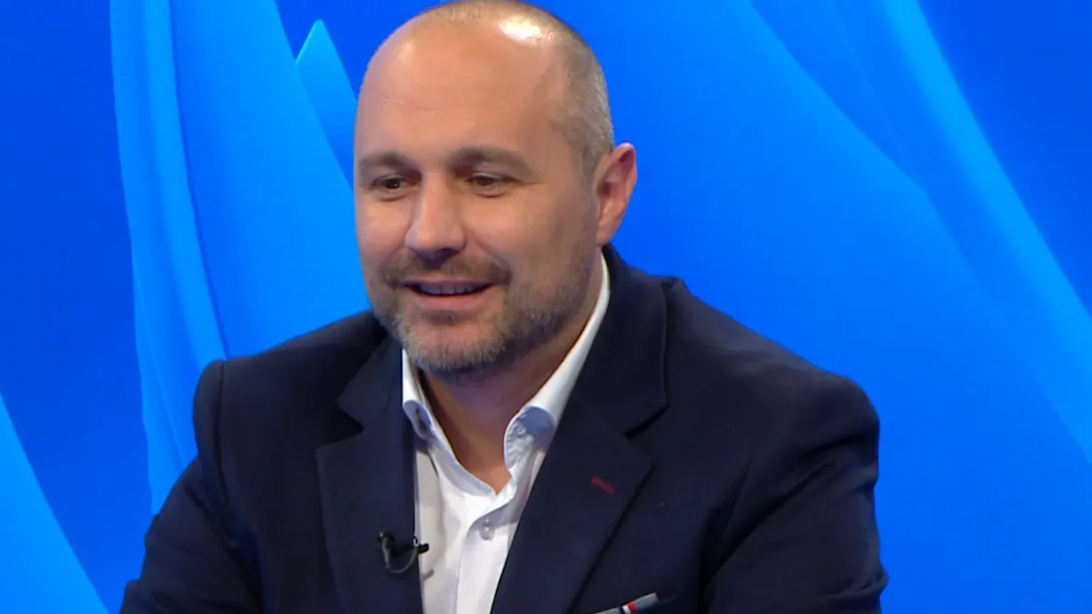 Kako je naveo, netačne su tvrdnje da je nešto urađeno mimo zakonske procedure ili bez saglasnosti nadležnog federalnog ministarstva.