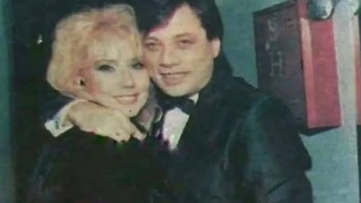 Nakon borbe sa teškom bolešću jučer je preminuo legendarni Halid Bešlić. 