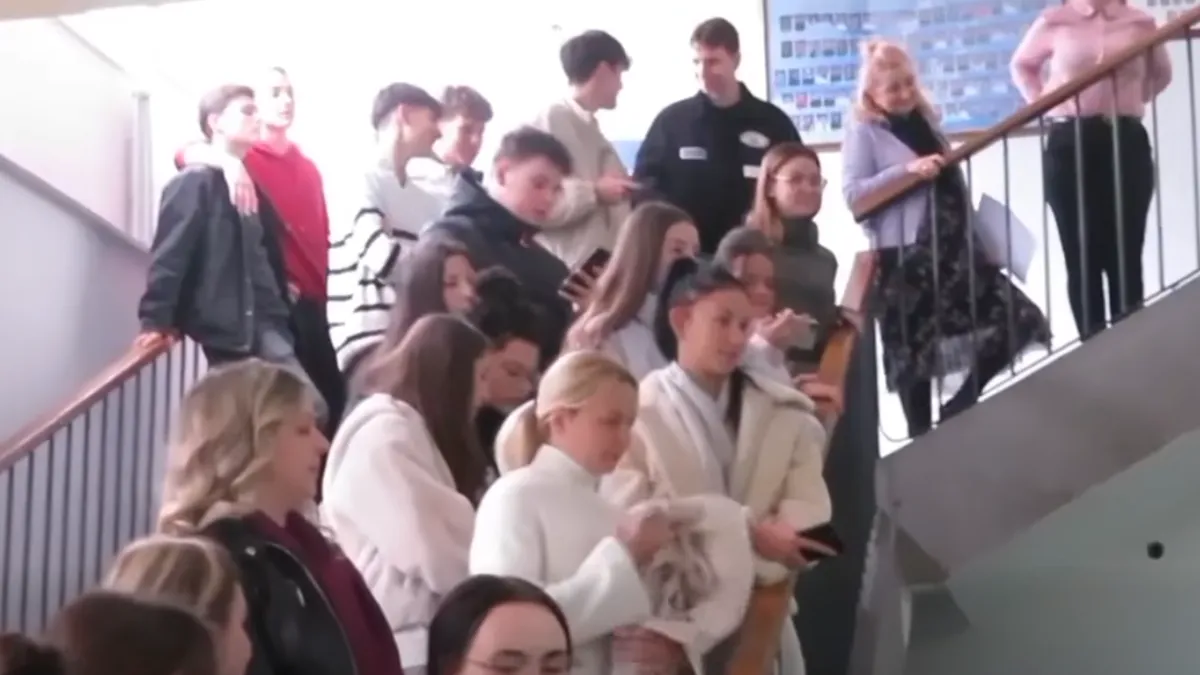 Oni su se na njima svojstven način oprostili od legende narodne muzike, koja će ostati vječno u srcima svih generacija.