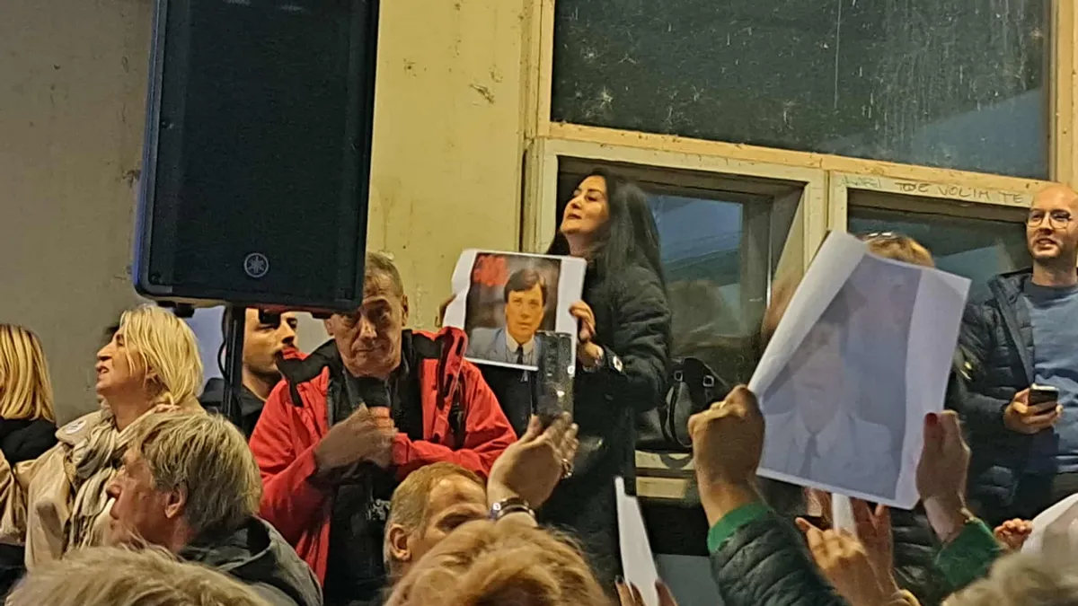 Halid je bio poznat kao čovjek koji je svojim glasom i karakterom spajao generacije, narode i zemlje