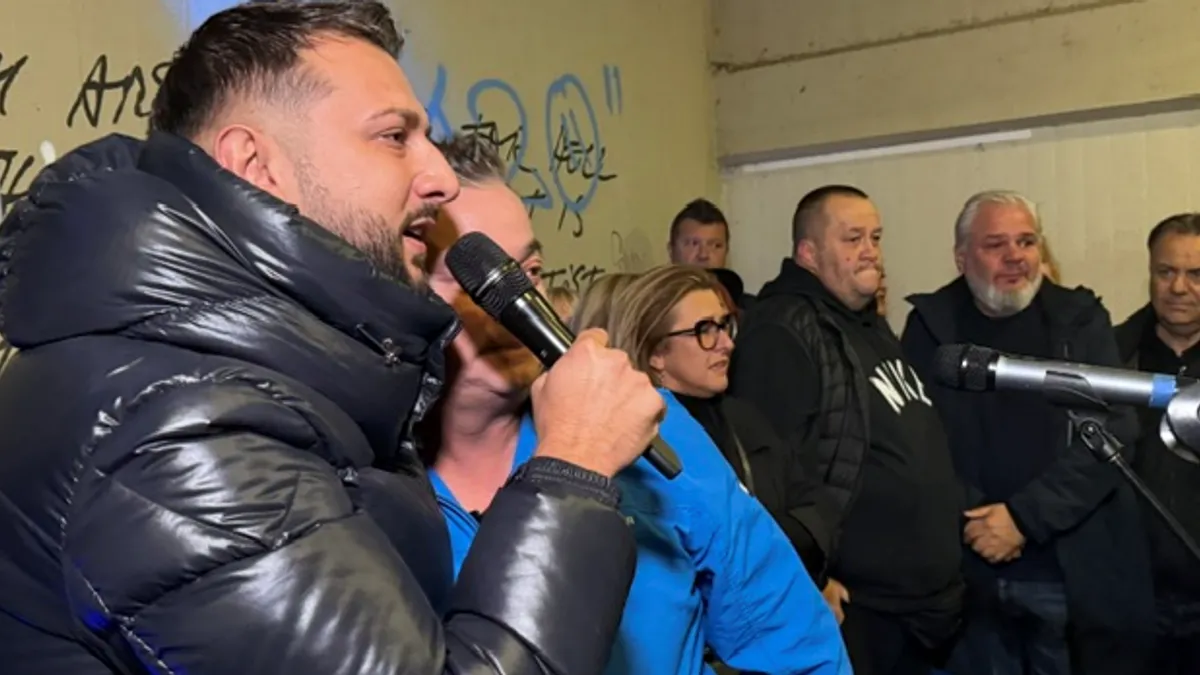 Halid je bio poznat kao čovjek koji je svojim glasom i karakterom spajao generacije, narode i zemlje