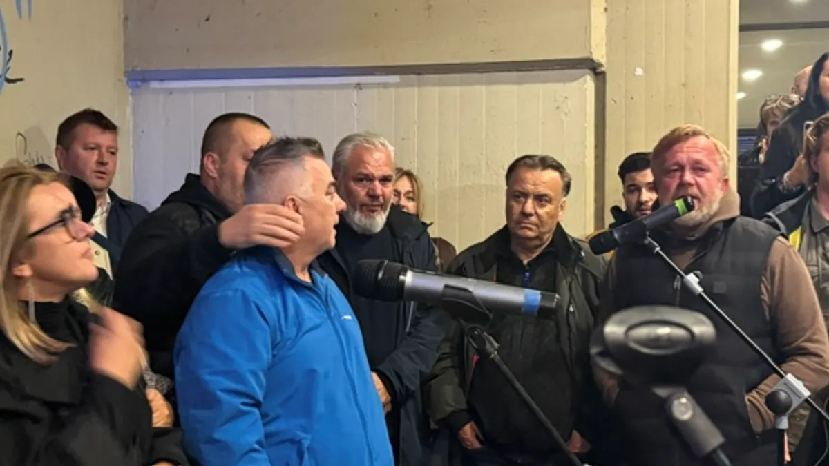 Halid je bio poznat kao čovjek koji je svojim glasom i karakterom spajao generacije, narode i zemlje