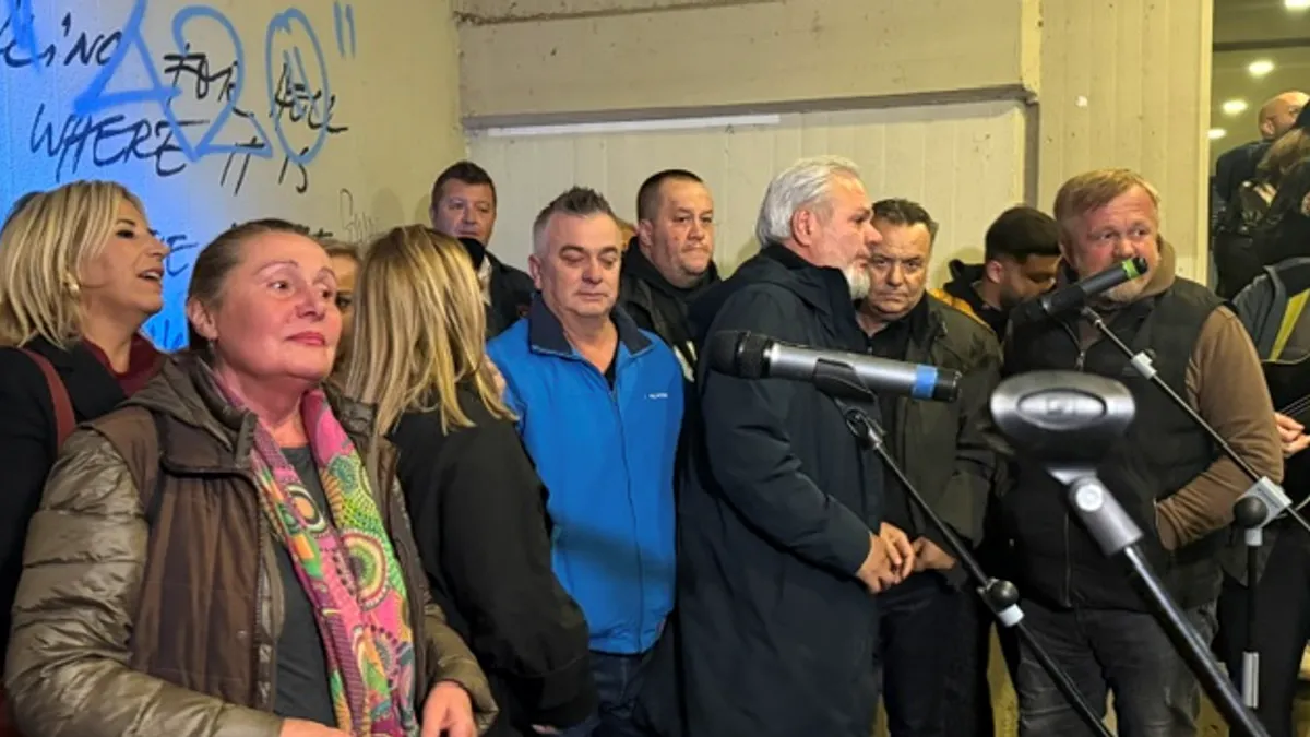 Halid je bio poznat kao čovjek koji je svojim glasom i karakterom spajao generacije, narode i zemlje