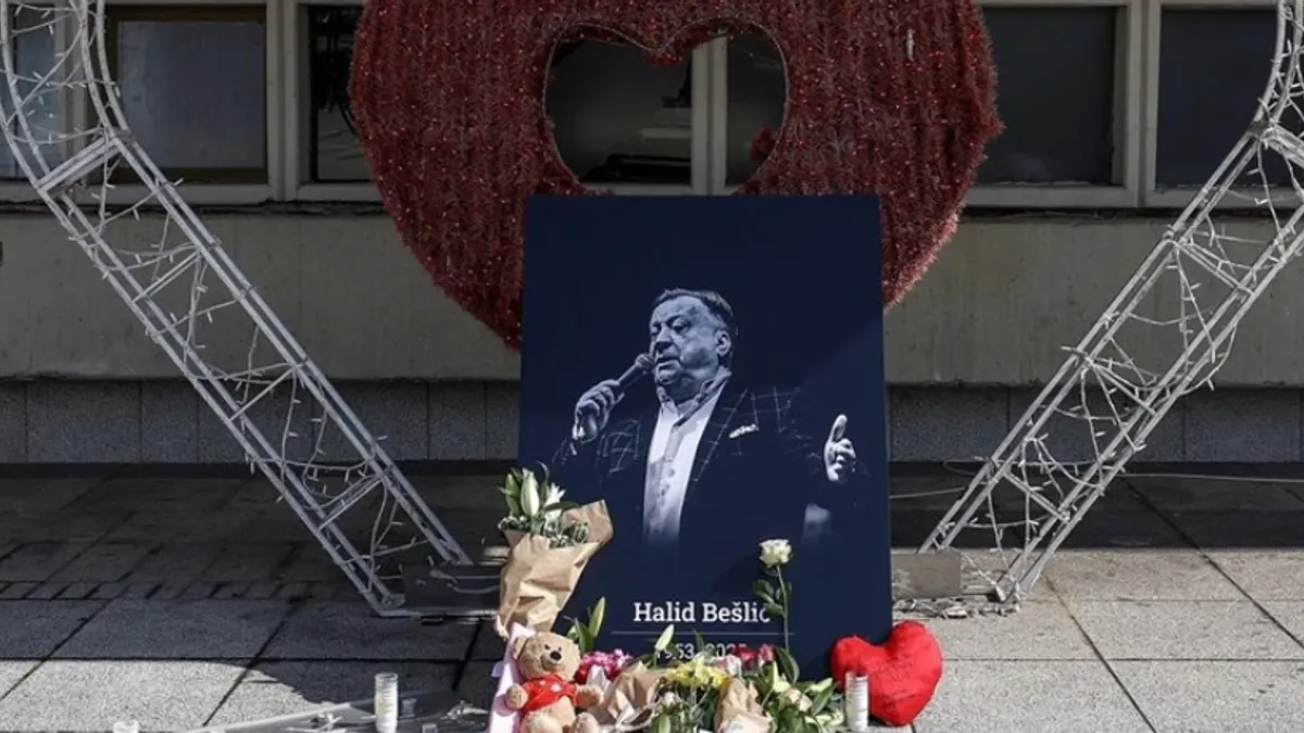 Pamtit ćemo te cijelog života: Građani u Sarajevu i danas donose cvijeće za Halida