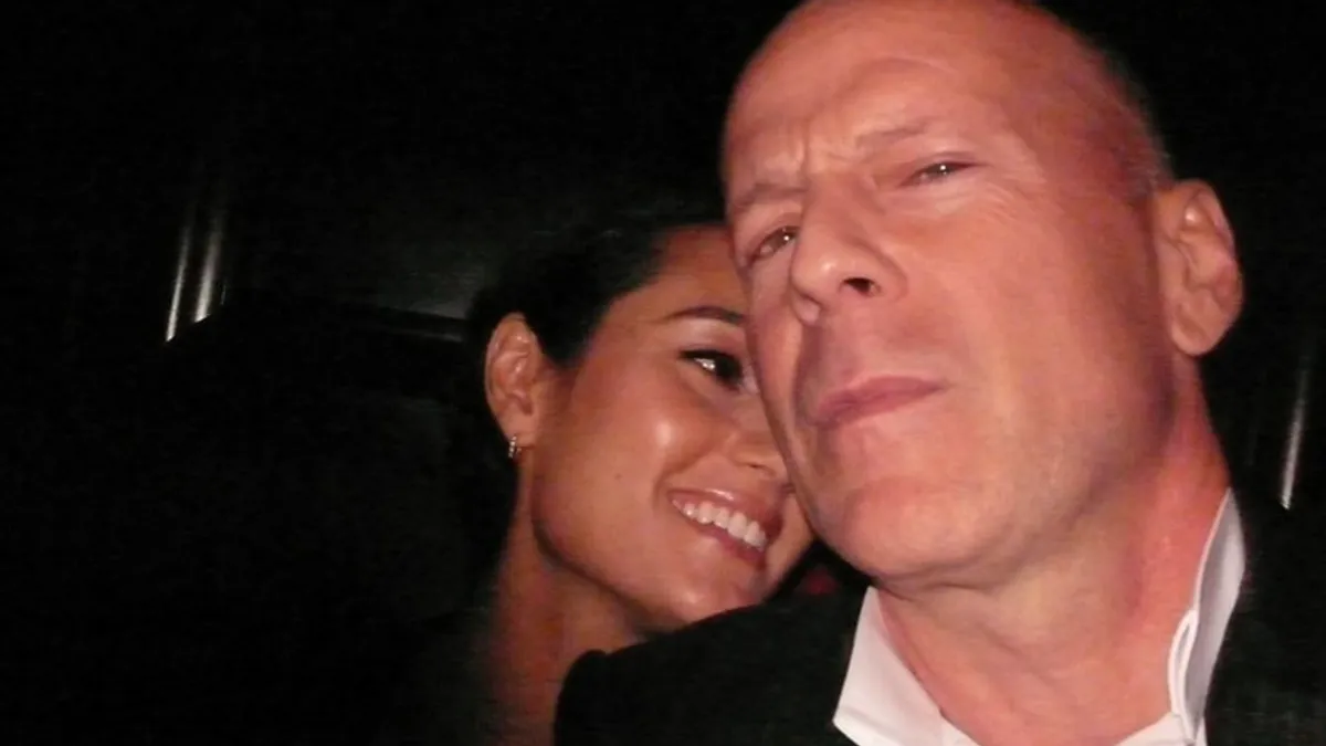 Propušta važne prekretnice, to im je teško - ali djeca su otporna, kazala je njegova supruga