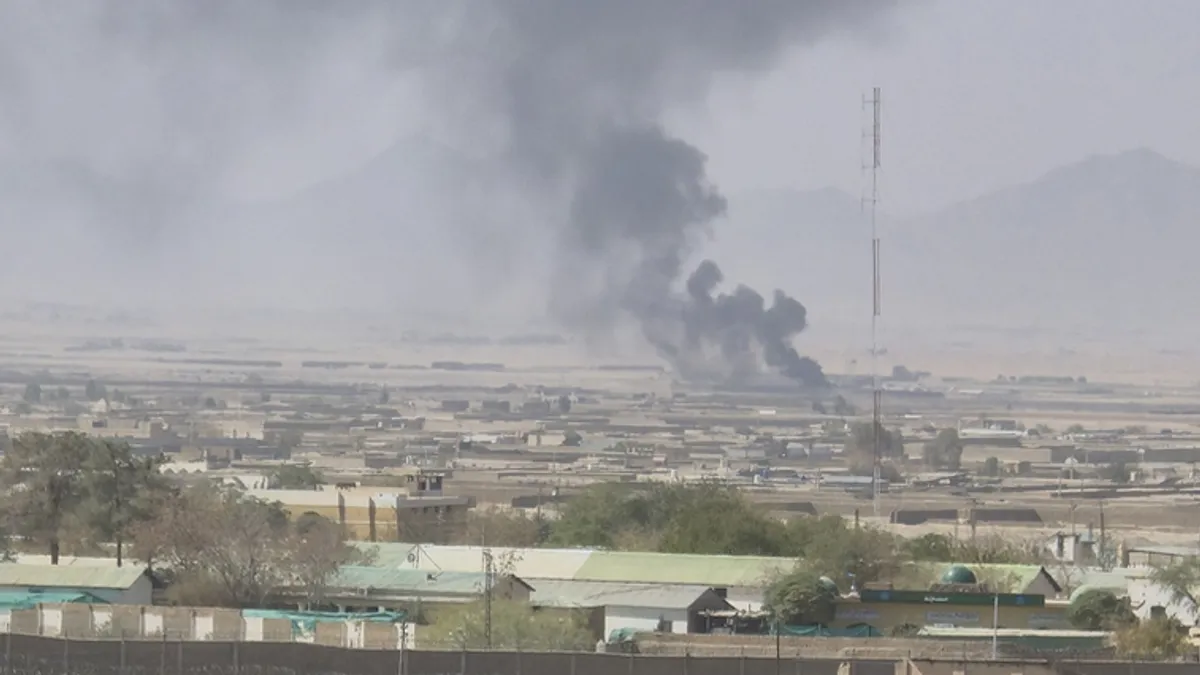 Strah od totalnog rata jača: Pakistan izveo zračne napade na Kabul