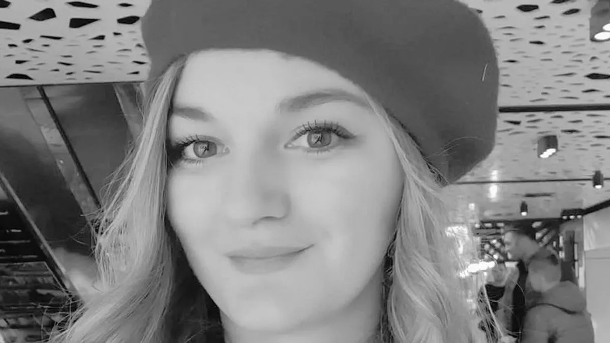 Iza sebe je ostavila supruga Eldina, sinove Danija i Zejda, te brojne članove porodice