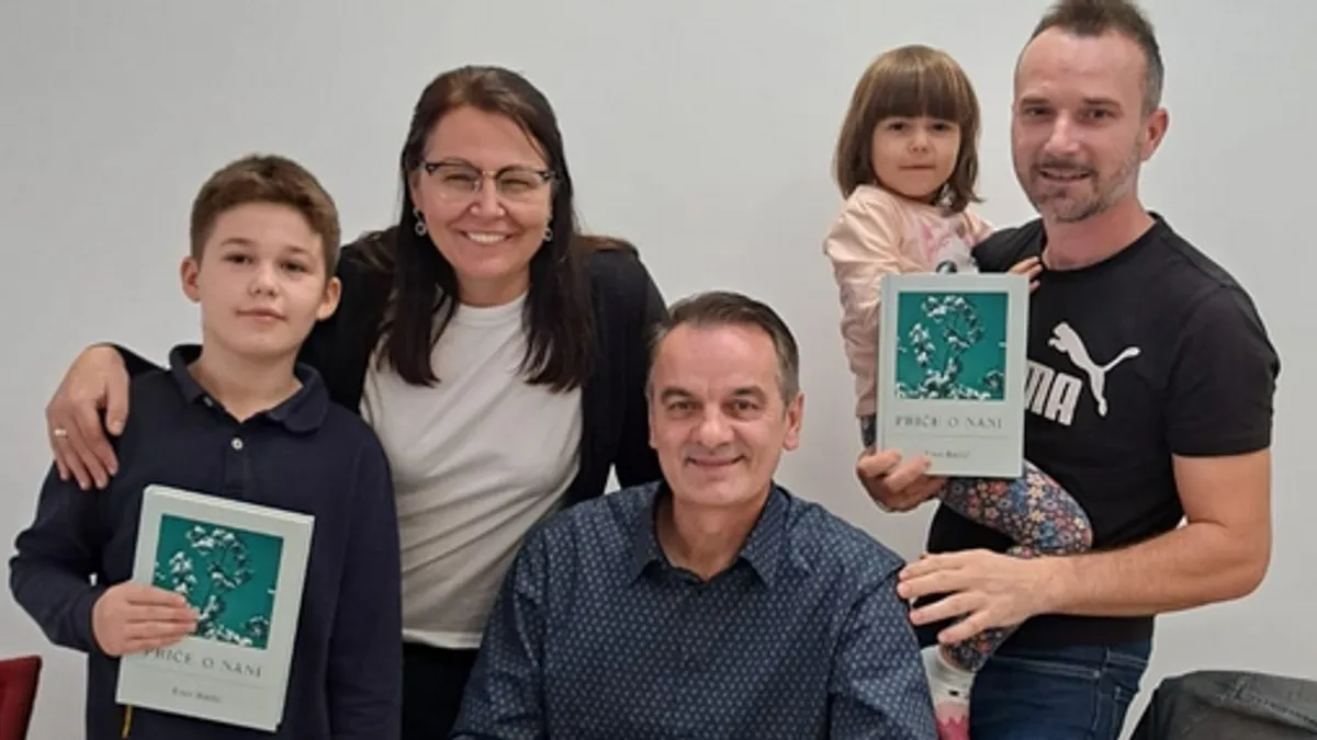 Put se nastavlja. Večeras je Bihać, grad na Uni, u srijedu Travnik, a vrhunac se očekuje 23. oktobra u sarajevskoj Art kući sevdaha