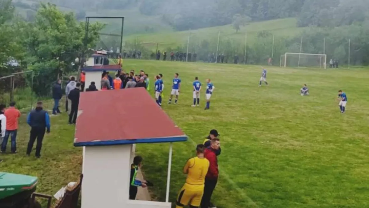 Nasilje zasjenilo sportski događaj i pretvorilo teren u poprište sukoba