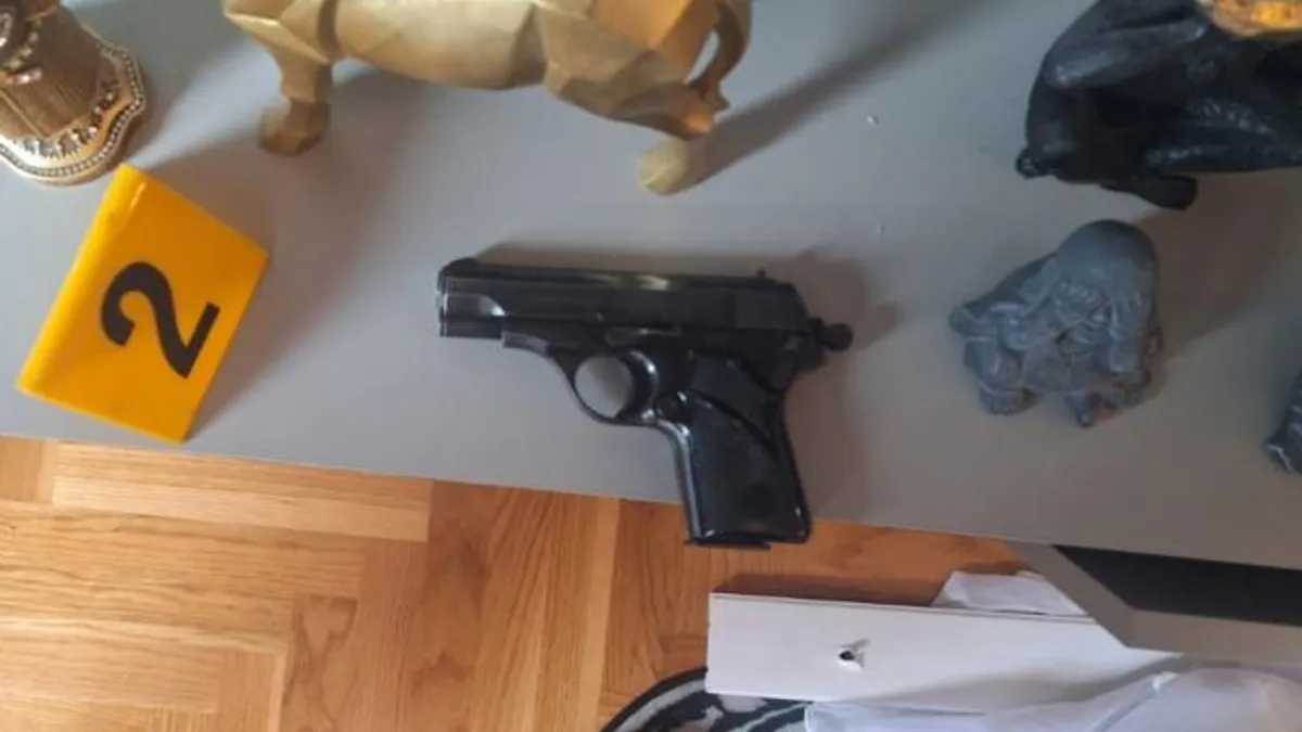 Kako Hayat.ba nezvanično saznaje, u akciji je uhapšena još jedna osoba kod koje je pronađena droga. 