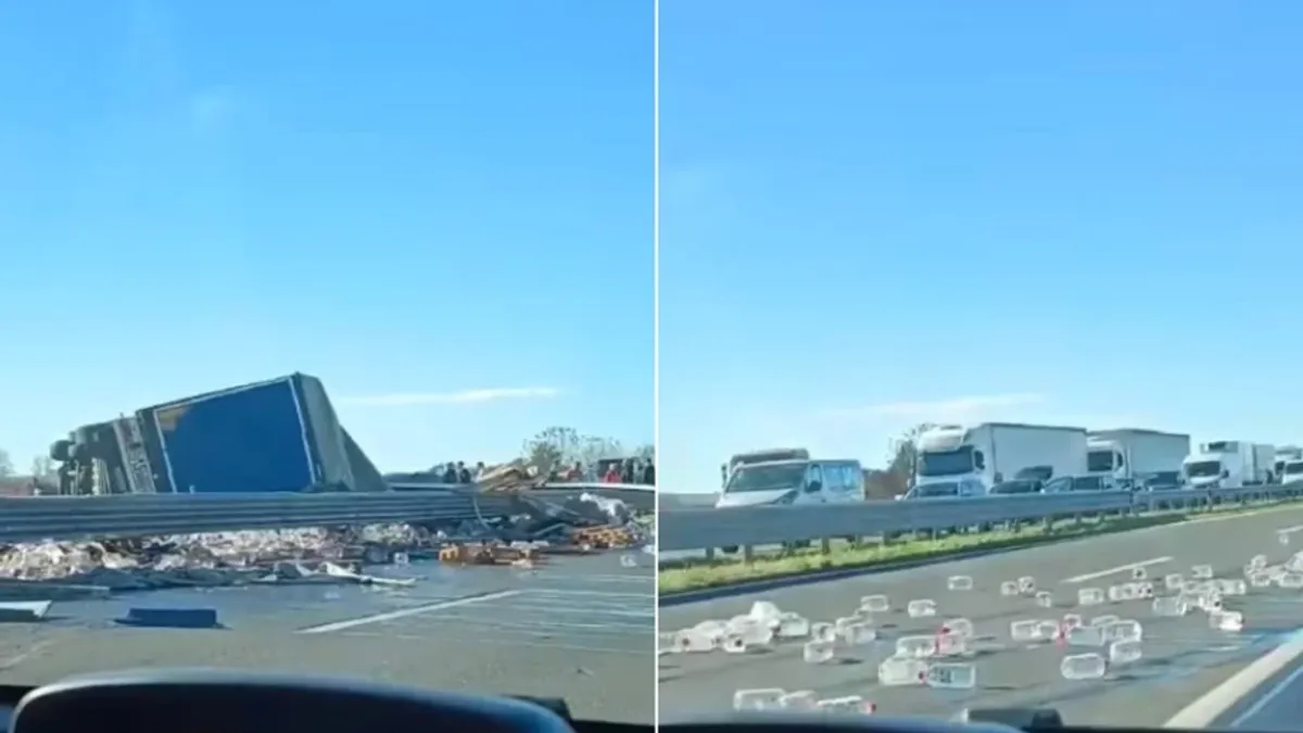 Do nesreće je došlo kada se teretno vozilo prevrnulo i prešlo na drugu traku, gdje je došlo do sudara s osobnim automobilom, naveli su vatrogasci.