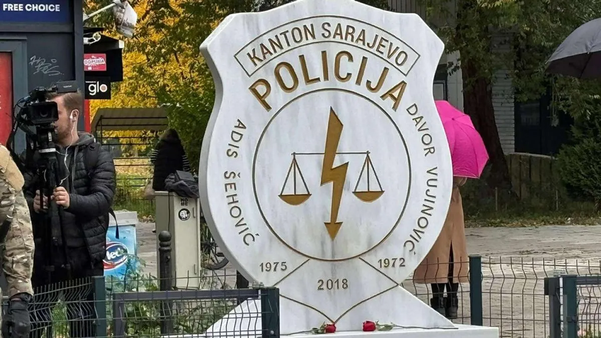 Policijski službenici ubijeni su na dužnosti u naselju Alipašino Polje, 26. oktobra 2018. godine