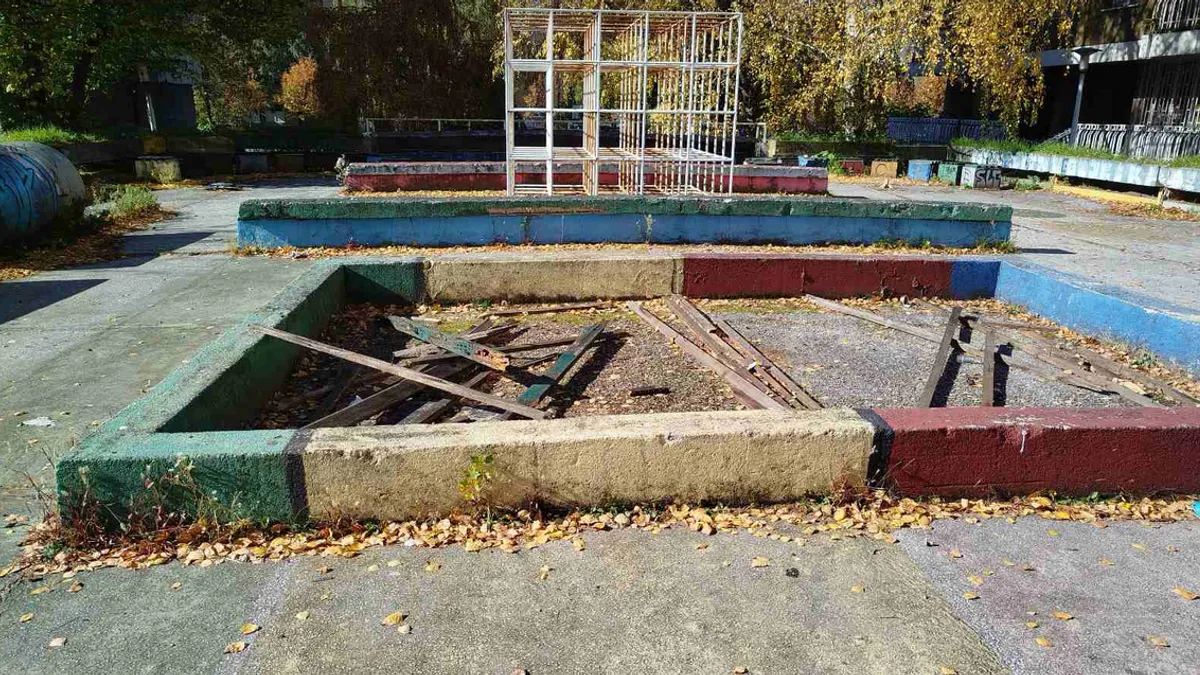 Osim fizičke opasnosti, prizor zapuštenosti šalje i poruku nemara 