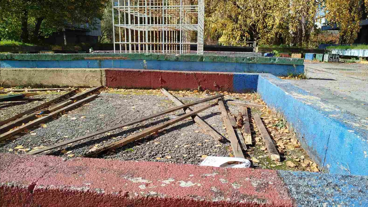 Osim fizičke opasnosti, prizor zapuštenosti šalje i poruku nemara 