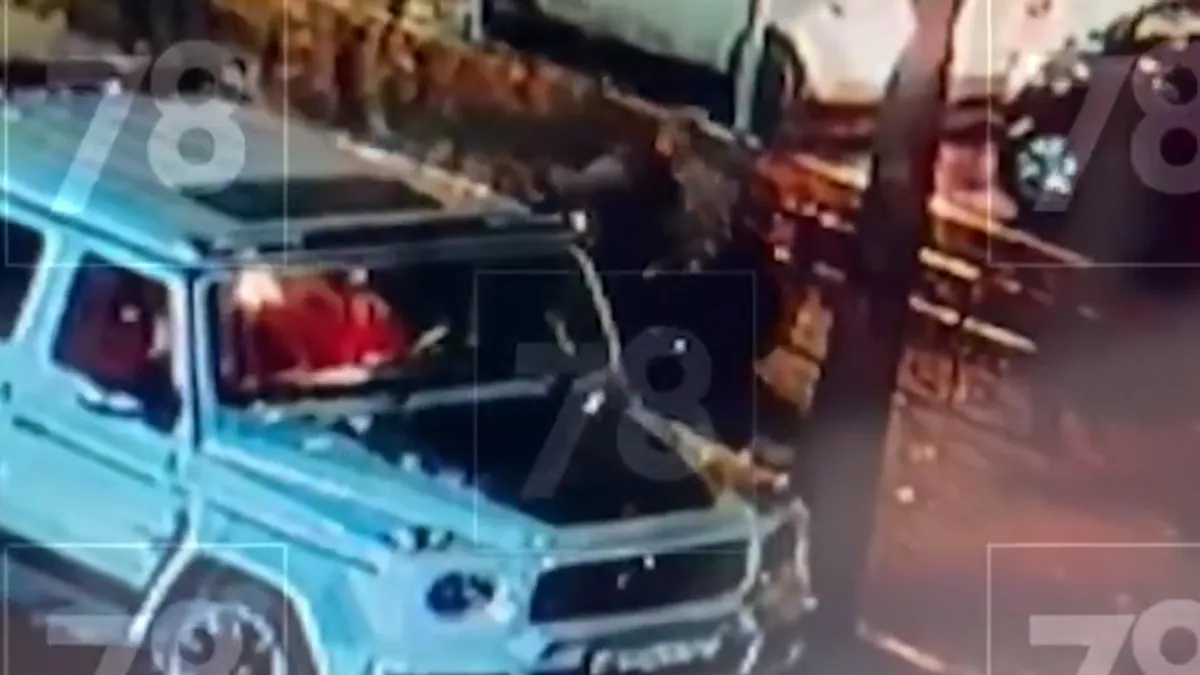 Policija je potvrdila da je nekoliko osumnjičenih već privedeno na ispitivanje, dok istraga o motivima i mogućim organizatorima još traje