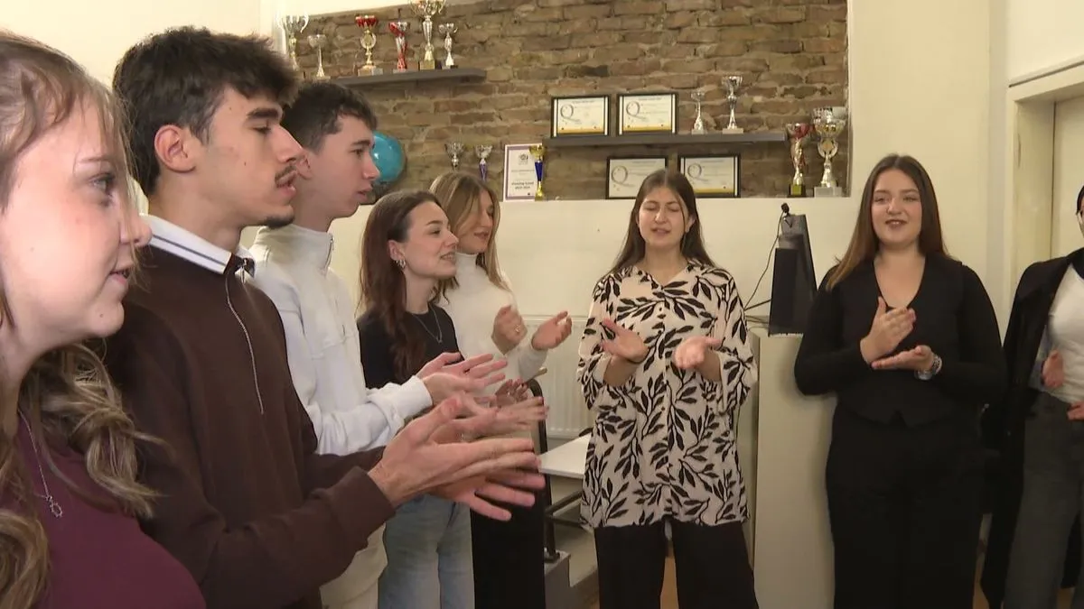 Oni pored planiranja projekta svakodnevno izvršavaju svoje školske zadatke te ističu pomoć i poduršku koju im je razrednica pružila.