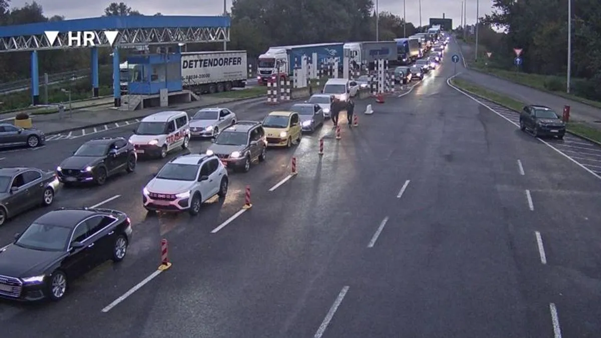 Vozači ljuti zbog gužvi, čekanja na putu sve duža