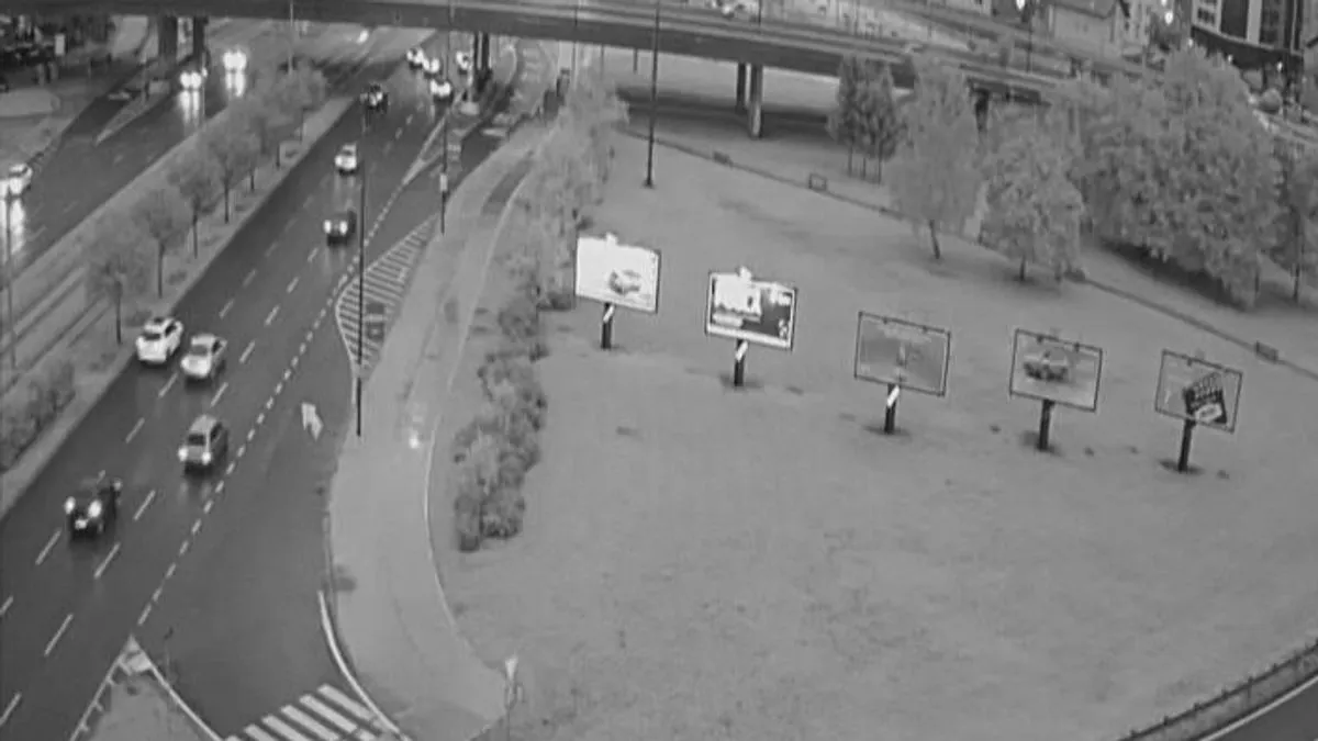 Na autocesti A - 1, dionica Podlugovi - Sarajevo sjever, vozači se kreću usporeno.