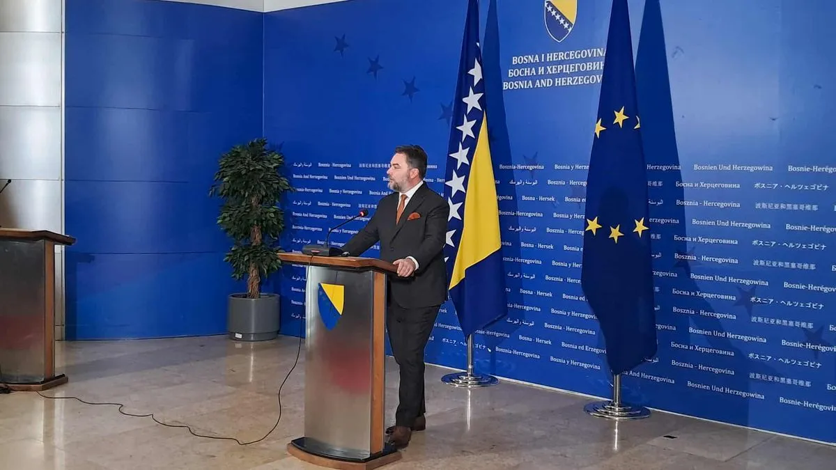 Košarac: Konaković mi liči na Izeta Fazlinovića, na Vijeću ministara oni su male mace