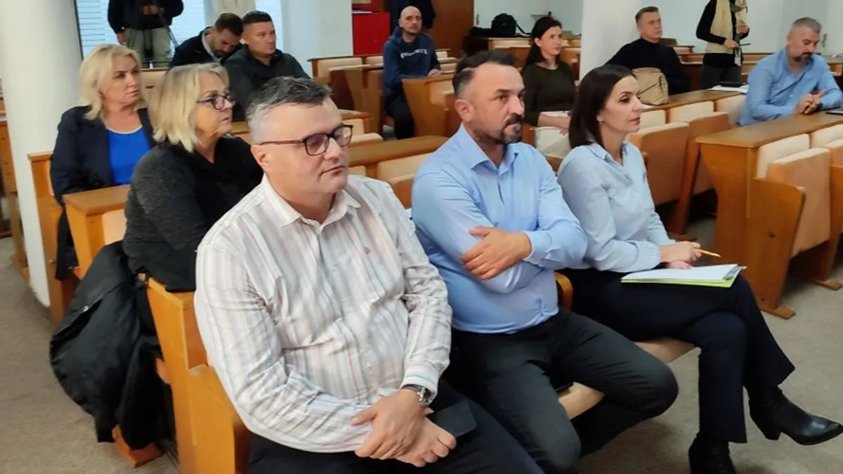 Na sastanku je predstavljena Analiza o položaju i potrebama mladih općine Vogošća. 