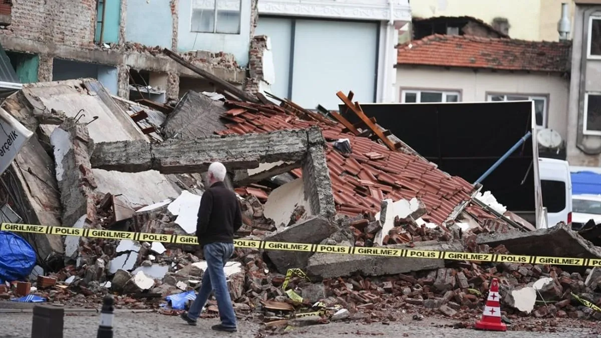 Turski predsjednik Recep Tayyip Erdogan poželio je brzo ozdravljenje građanima pogođenim zemljotresom. 