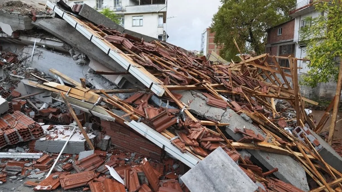 Turski predsjednik Recep Tayyip Erdogan poželio je brzo ozdravljenje građanima pogođenim zemljotresom. 