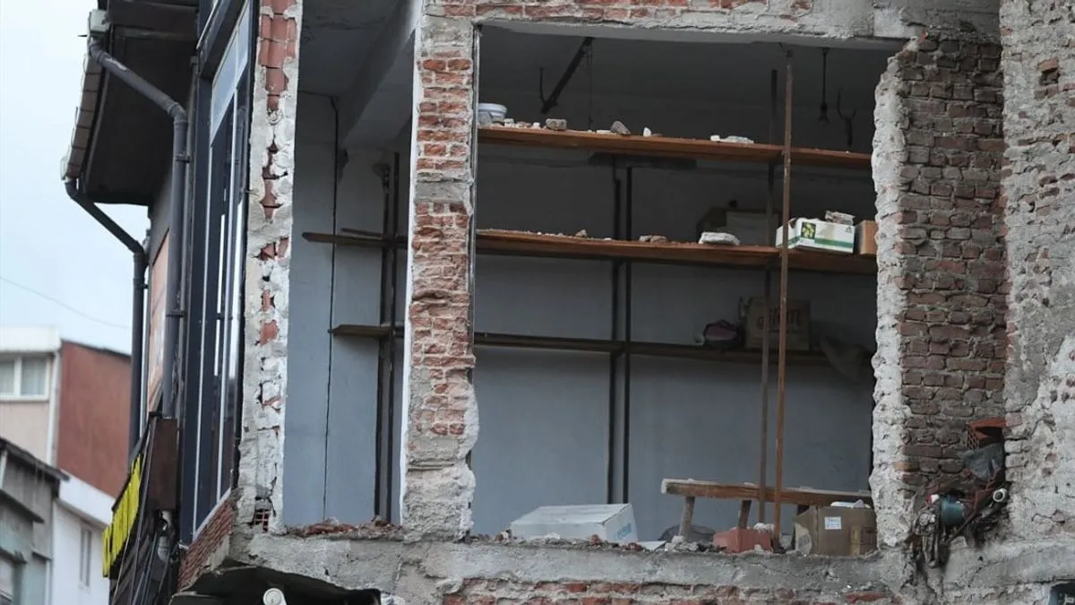 Turski predsjednik Recep Tayyip Erdogan poželio je brzo ozdravljenje građanima pogođenim zemljotresom. 