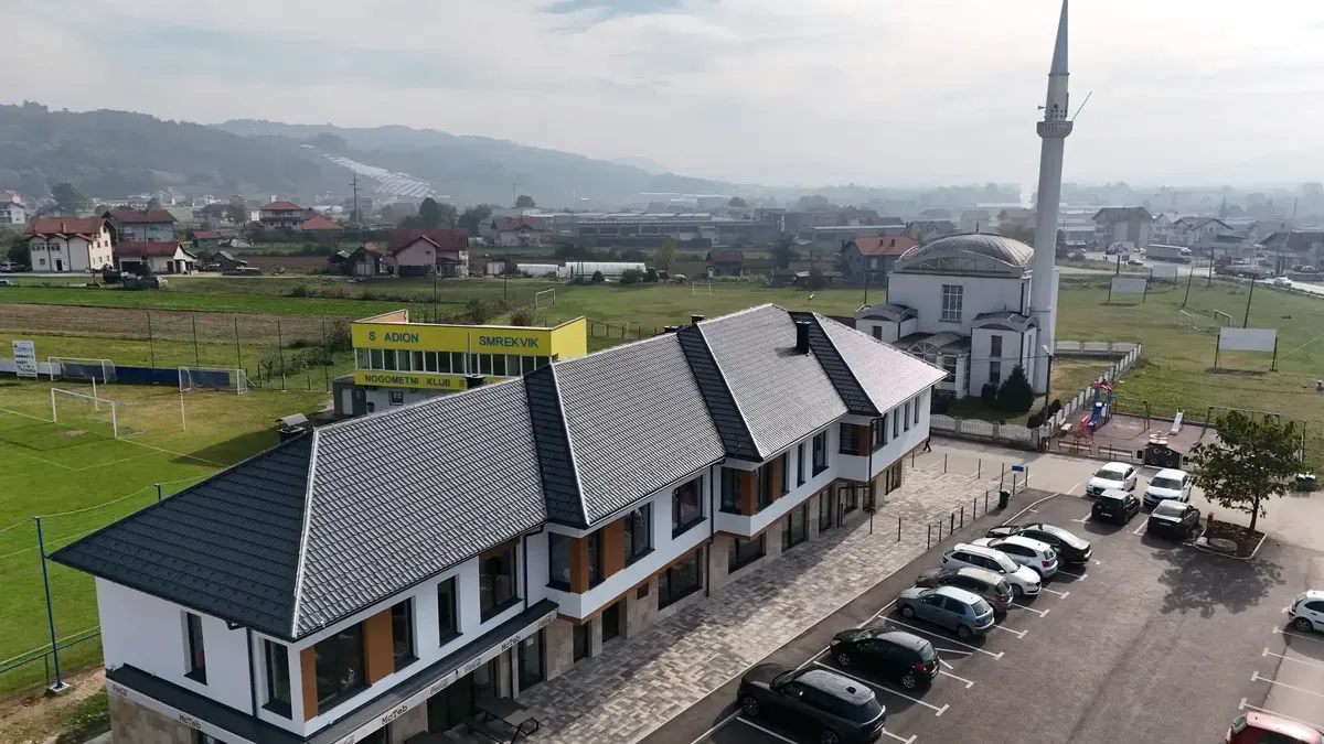 Hadžija Vahid s porodicom uvakufio objekt od 1,3 miliona KM: Ranije napravili džamiju i školu