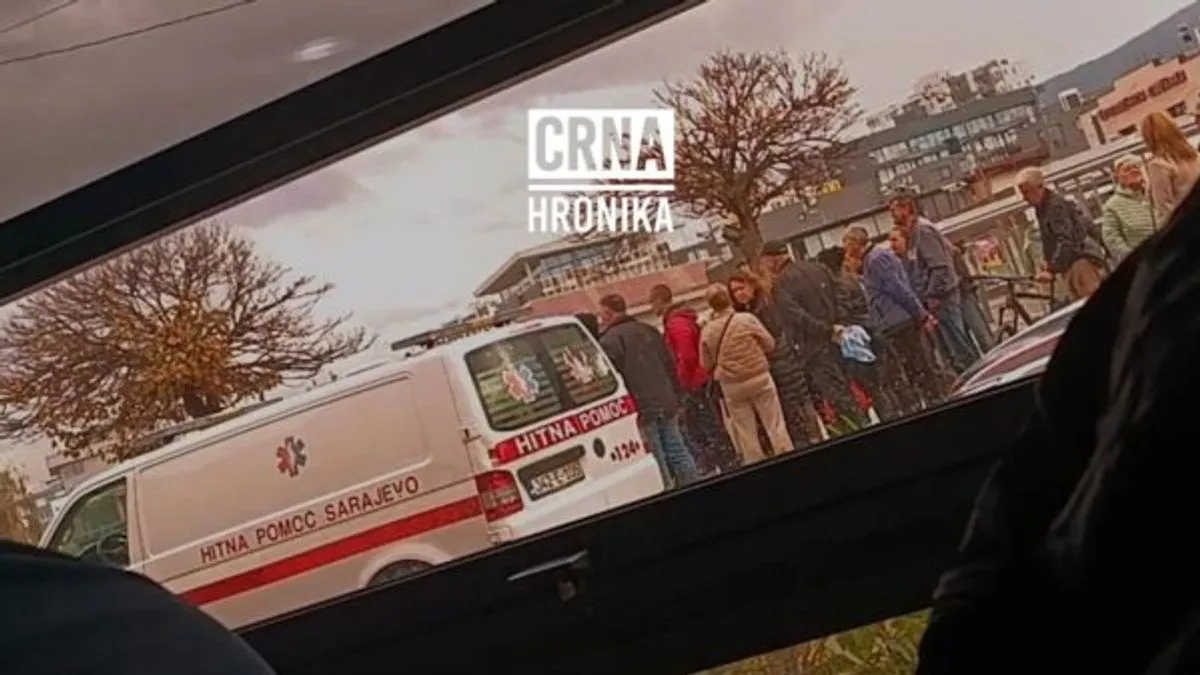 Haos na Ilidži: Srednjoškolci se potukli, jedan momak izboden nožem!