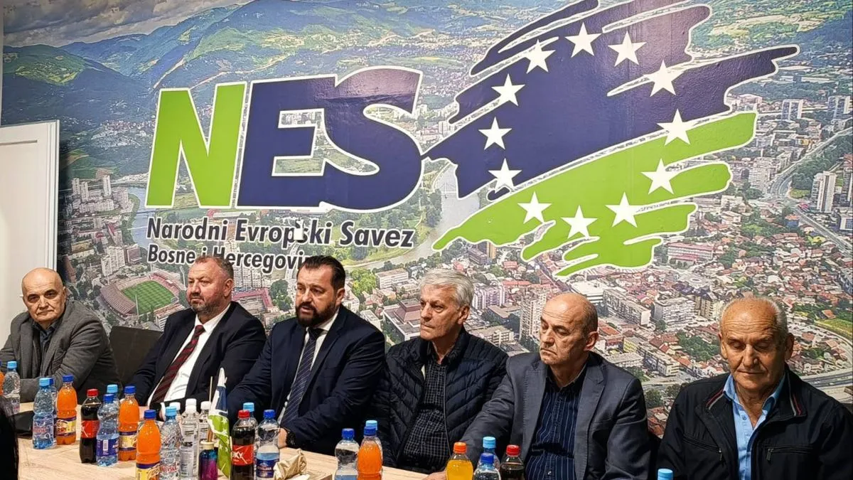 Ogrešević im je poželio dobrodošlicu, uz poruku da mladi zaista trebaju biti zastupljeniji u politici i u odlučivanju.