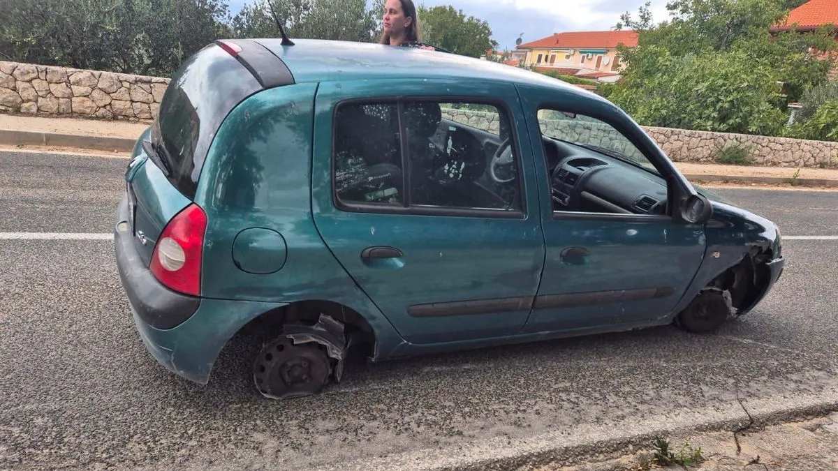 Preliminarnim testiranjem utvrđena je prisutnost droge u organizmu, ali je vozačica izričito odbila vađenje krvi i urina radi dalje analize i vještačenja.