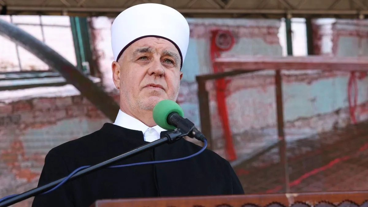 Glavni imam Nusret-ef. Kujraković je poručio da će obnovljena džamija biti temelj duhovnog rasta na ovom području