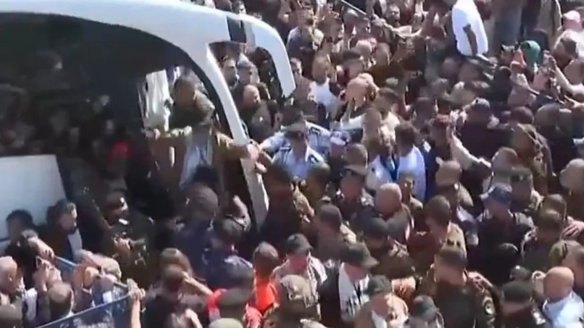 Hamas je dužan da uloži sve potrebne napore da vrati preminule taoce - saopštila je izraelska vojska.