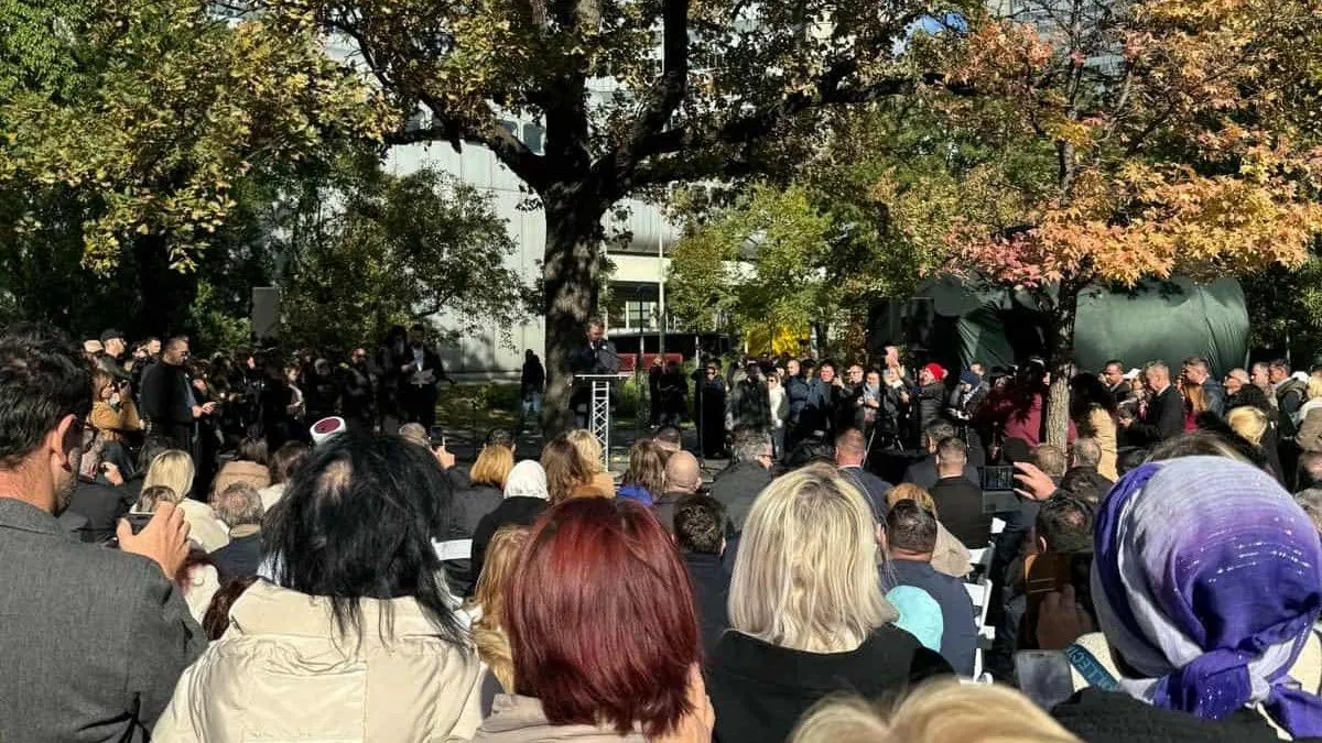 Komšić: Nikada više ne vjerovati u tuđe garancije, UN asistent u izvršenju genocida