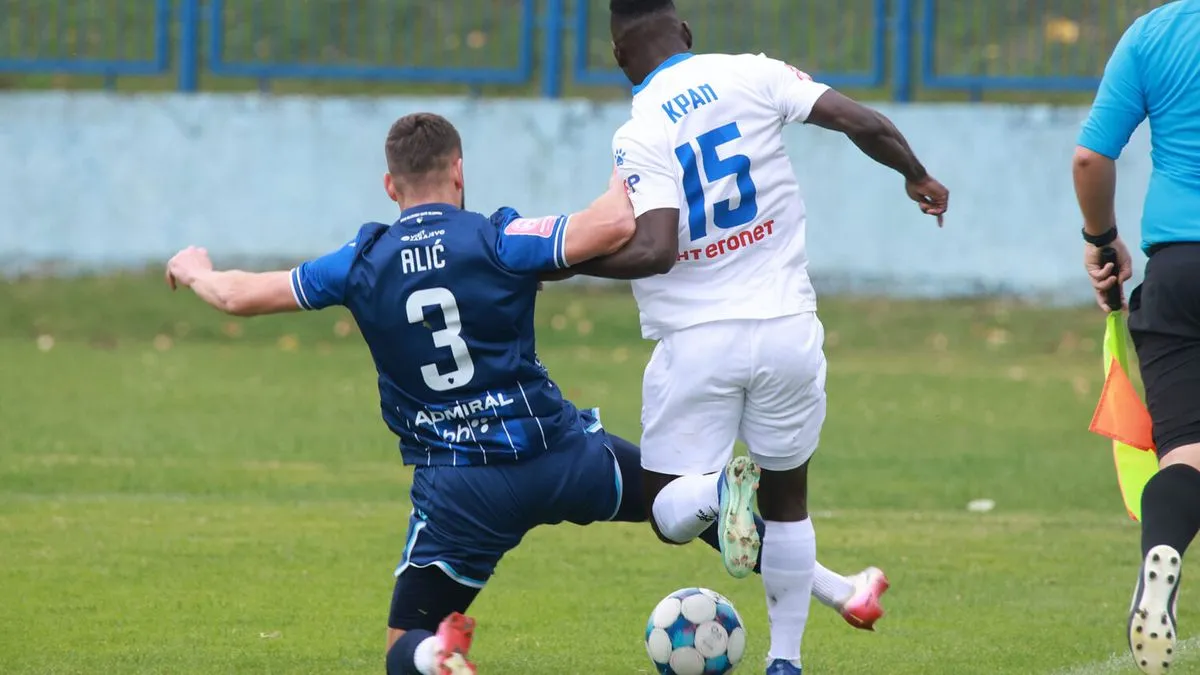 Fudbaleri Željezničara su u okviru prijateljske utakmice savladali Široki Brijeg sa 3:2