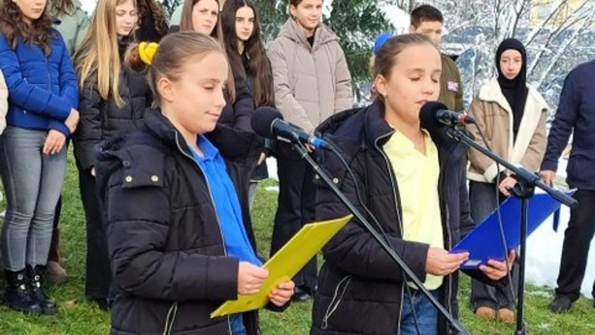 Obilježavanju su pristvovale delegacije Općine Vogošća, predstavnika Udruženja antifašista...