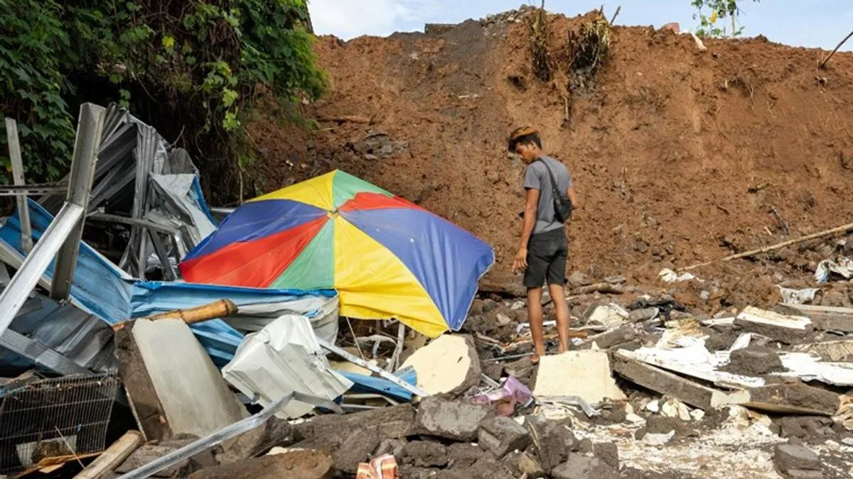 Napori za odgovor na katastrofe ulaze u svoj peti dan, a operacije potrage i dalje usporavaju težak teren